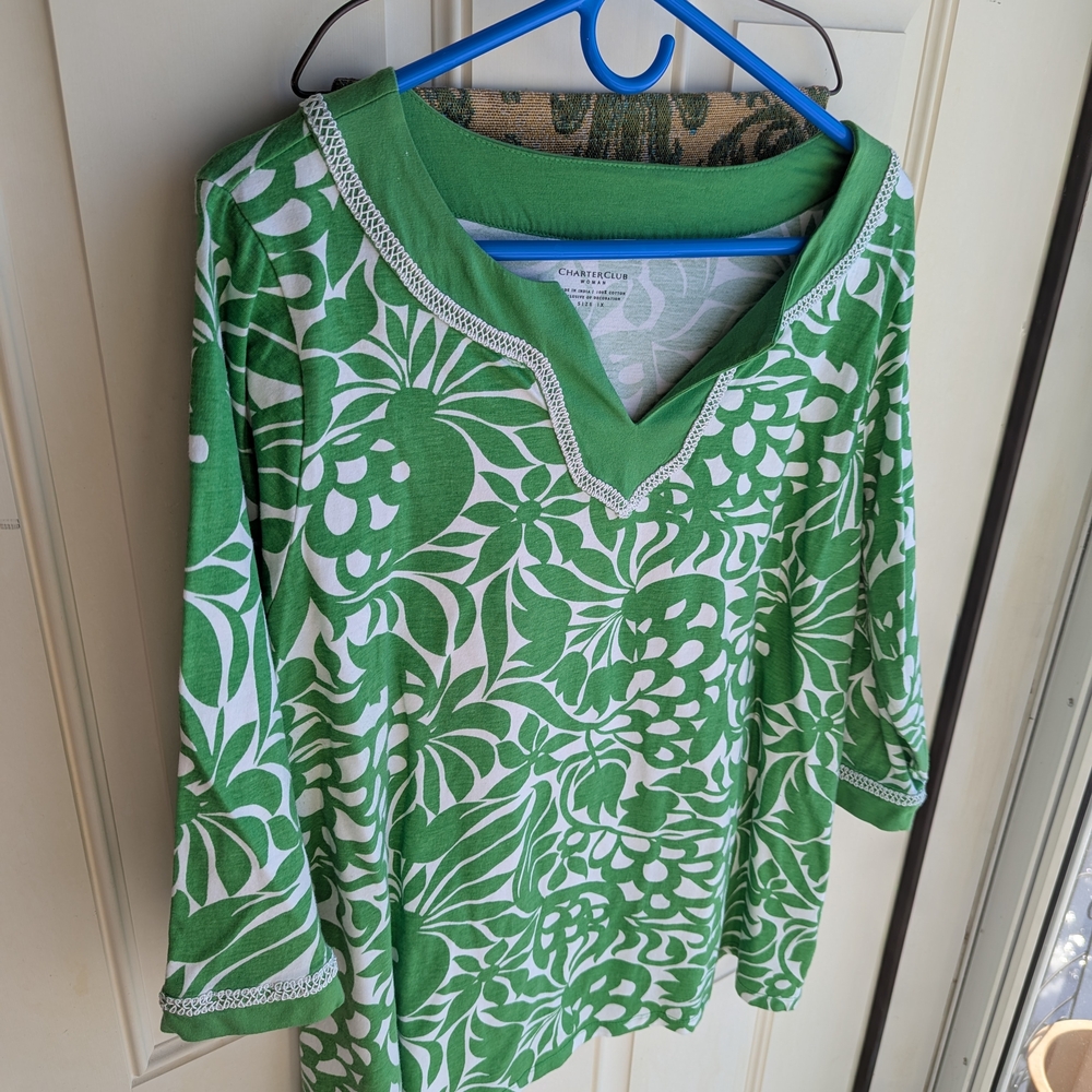 Charter Club Green and Cream Leaf Pattern Blouse